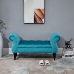 Struttura in Legno e Seduta Imbottita Stile Chesterfield