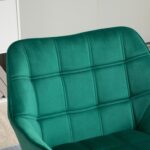 Poltroncina Stile Nordico in Legno ed Effetto Velluto Verde per Soggiorno o Ufficio