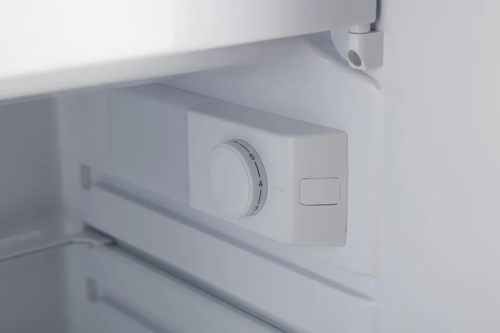 PremierTech PT109F Mini Frigorifero 109 litri 40dB Frigorifero per Ufficio Hotel B&B Stanze Classe E bianco
