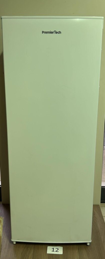 ** Freezer Congelatore Verticale 153 litri Bianco Classe E -24 gradi 42dB ** Freezer Congelatore Verticale 153 litri Bianco Classe E -24 gradi 42dB