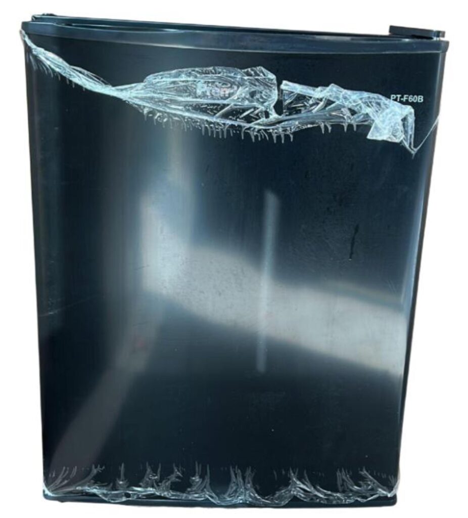 ** Mini Frigo Bar Nero 58 litri classe E ** Mini Frigo Bar Nero 58 litri classe E